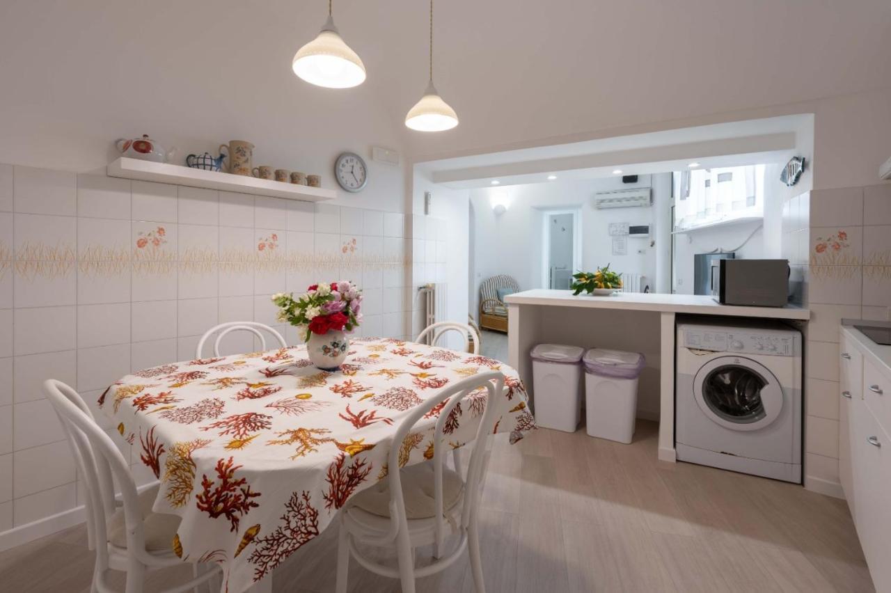 Nautilus House Apartment Positano Luaran gambar